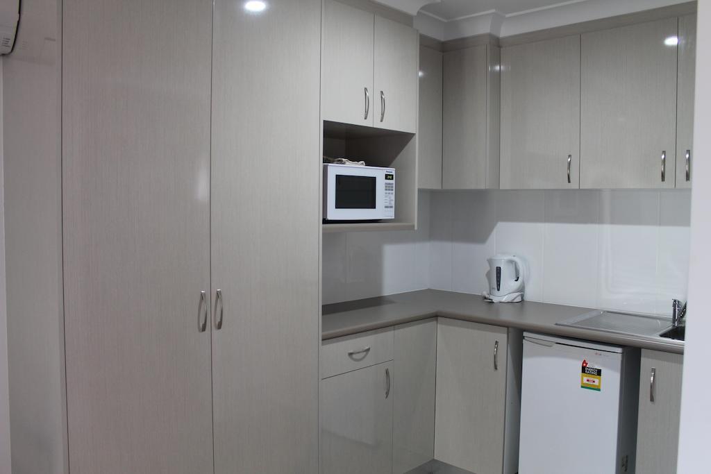 Alexander Motel Warwick Ruang foto